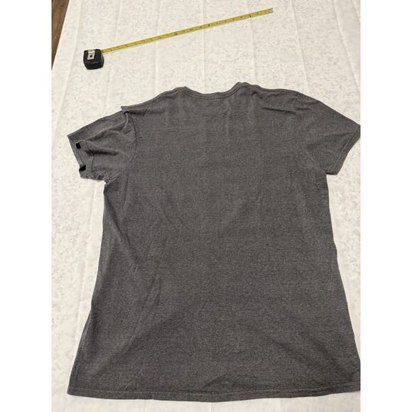 Mens Dark Grey Size Large Mickey Mouse Short Sleeve Tee W/ Measurements - Picture 4 of 8